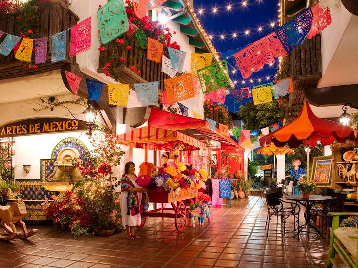 Old Town San Diego's Bazaar Del Mundo